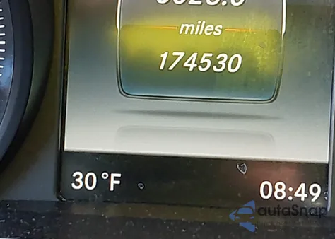 2016 Mercedes-Benz C 300 Sport 4Matic из США, поврежденный, VIN 55SWF4KB4GU176266